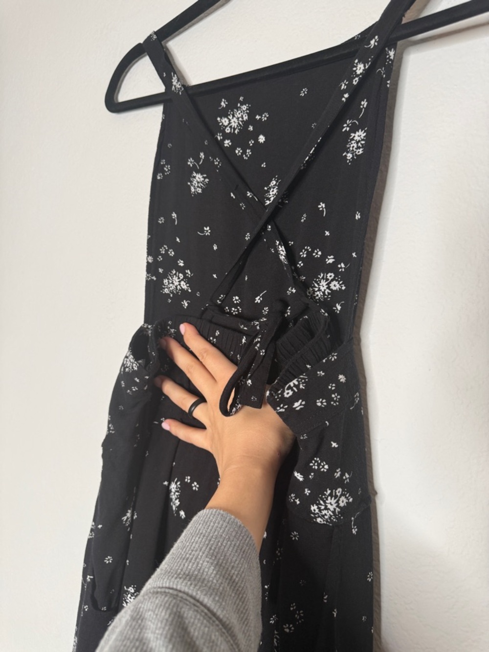 Free People Sweet in the Streets Floral Overalls Rayon Wide Leg Pockets Size M - Picture 8 of 11